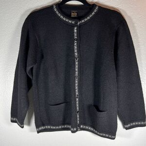 Perez Baby Alpaca Round Neck Sweater. Black. 
Size Small